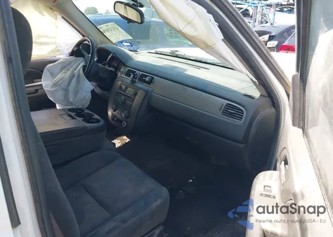 2009 Chevrolet Tahoe Ls из США, поврежденный, VIN 1GNFC13C99R206852